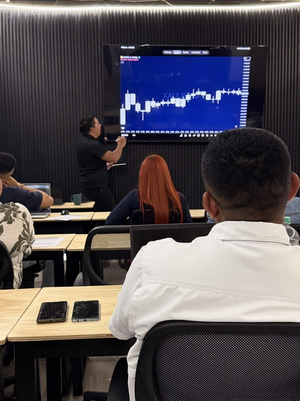 TX Academy clase presencial San Salvador — TradingXperience
